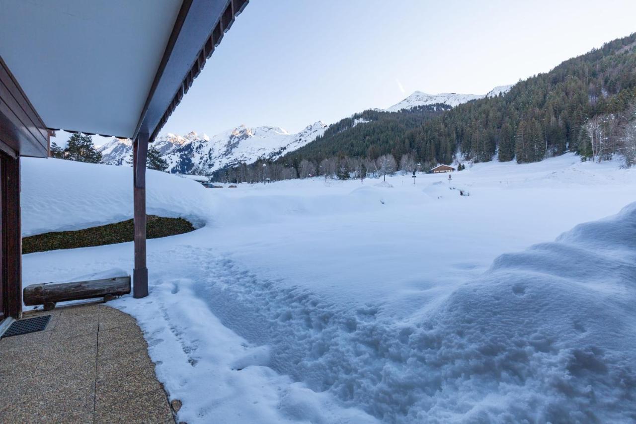 Apartment With Terrace At The Foot Of The Slopes La Clusaz Eksteriør billede